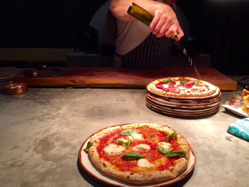 Foodie experiences with pizza at Luma