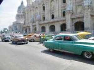 travel-grand-cars-cuba-justthesizzle