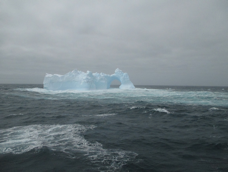 travel-antarctica-iceberg-justthesizzle
