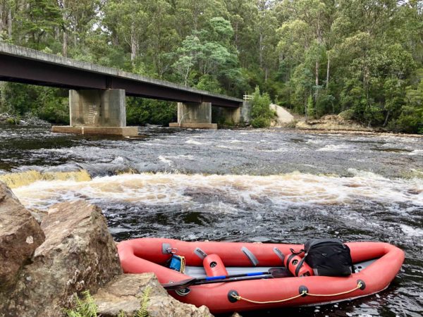 justthesizzle-rafting-the-tahune-rapids